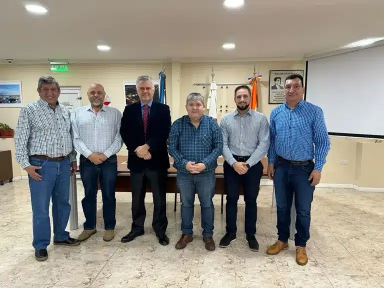 El Cónsul de Chile, en la Cooperativa Eléctrica
