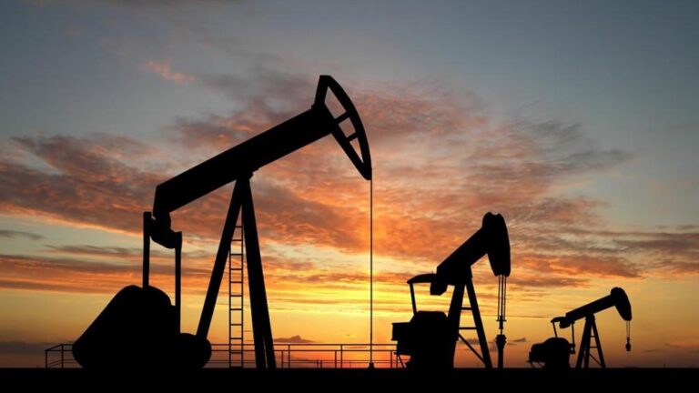 ¿En Tierra del Fuego se paraliza la producción de petróleo?