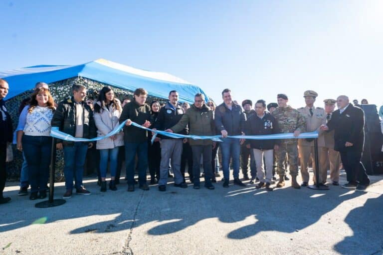 Camino al 2 de Abril, quedó inaugurada la Carpa de la Dignidad