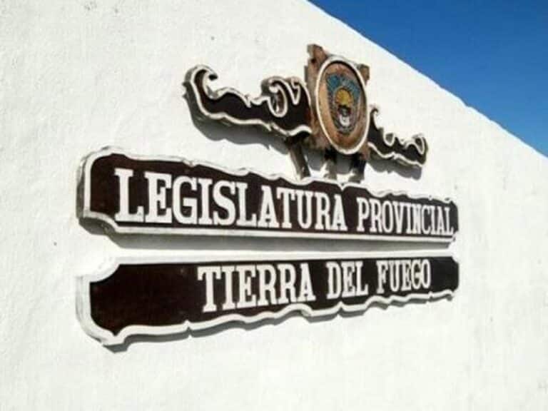 Con la mirada puesta en OSEF, hoy sesiona la legislatura