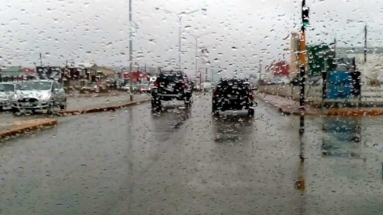 La semana arranca con alerta por fuertes lluvias en Río Grande
