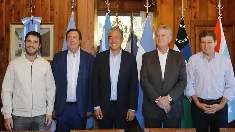 Melella, en la cumbre de gobernadores patagónicos