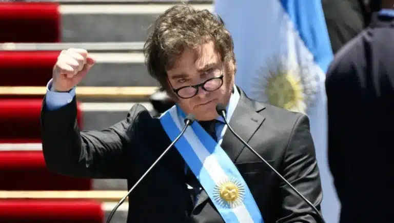 Milei, tras los crímenes en Rosario: “Son ellos o nosotros”
