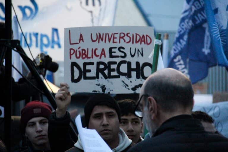 “Vienen por la Universidad Pública porque nos quieren derrotados y sumisos”
