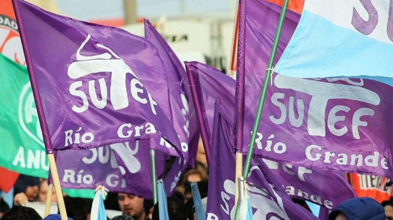 SUTEF profundiza el reclamo y ya son cuatro paros en dos semanas de clases