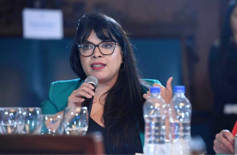 Duré a Francos: “Le pido que retire el artículo 111 del paquete fiscal, que perjudica nuestra industria fueguina”