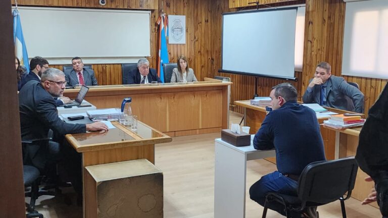 Comenzó el juicio por la muerte de Santiago Liquin