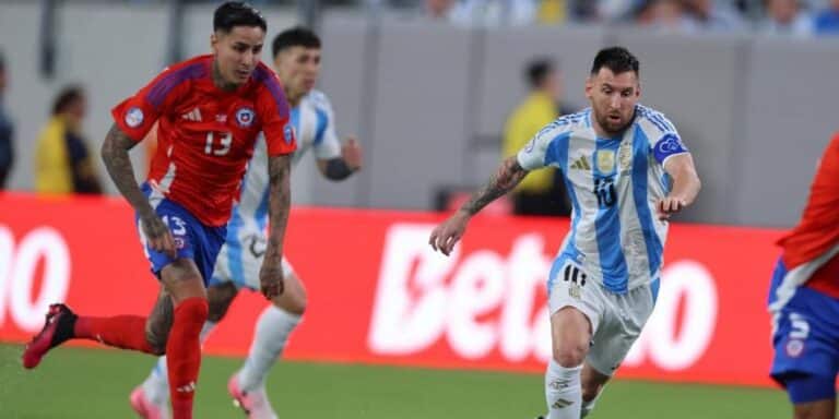 Argentina le ganó a Chile y es el primer clasificado a cuartos de la Copa América