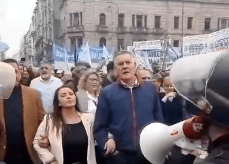 Diputadas fueguinas fueron atacadas con gas pimienta en el Congreso