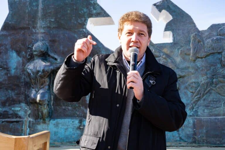 “No es aceptable que un funcionario diplomático adopte una postura que bordea el intervencionismo”