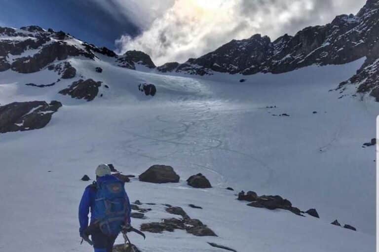 La Comisión de Auxilio rescató a un hombre en el glaciar Vicinguerra