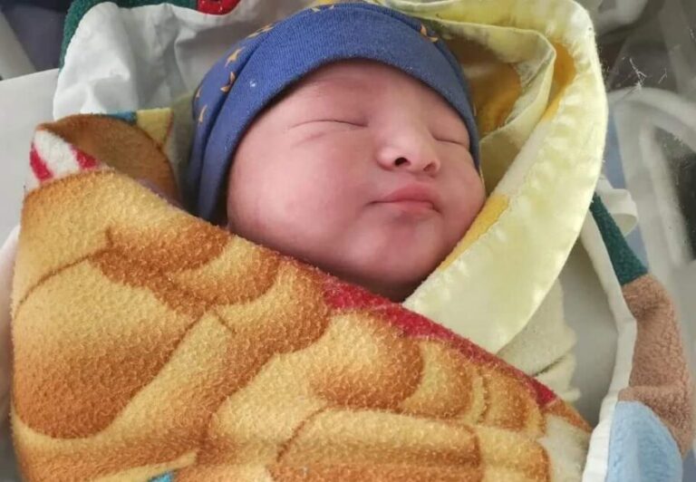 Noah, el bebé de casi 6 kilos que nació en el Hospital Río Grande