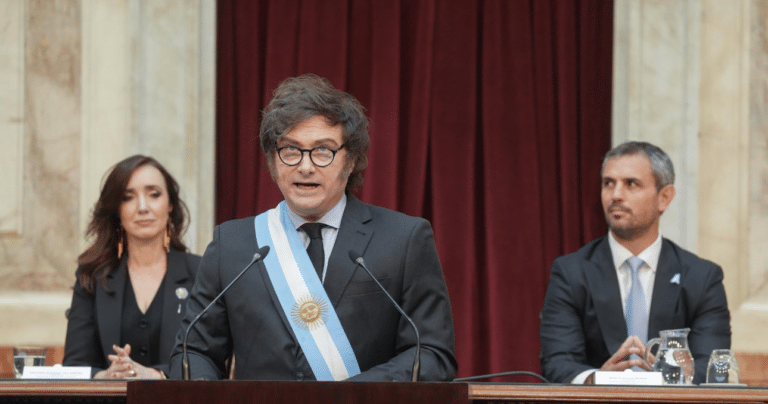 Milei presentó el Presupuesto 2025: “Venimos a ponerle un cepo al estado”
