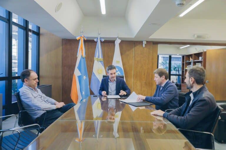 Convenio con el CFI para estimular el turismo, la cultura y el deporte