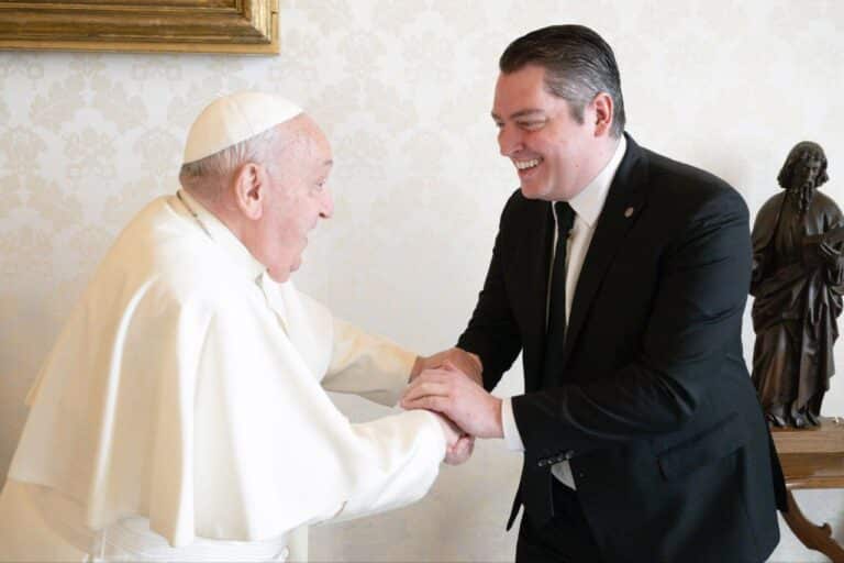 El Papa Francisco, Martín Perez y un encuentro histórico en el Vaticano