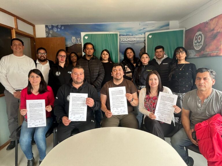 Acuerdo salarial entre el Municipio de Tolhuin y los sindicatos