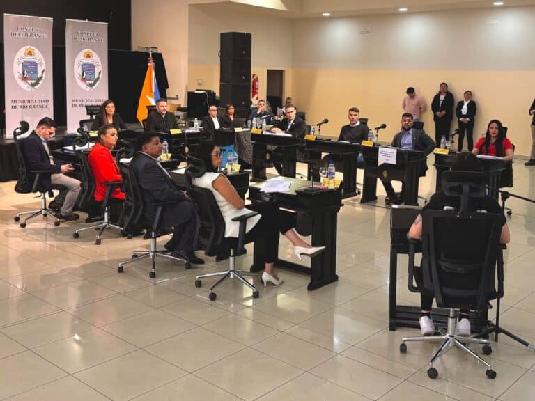 Concejales concretaron la IX Sesión del año