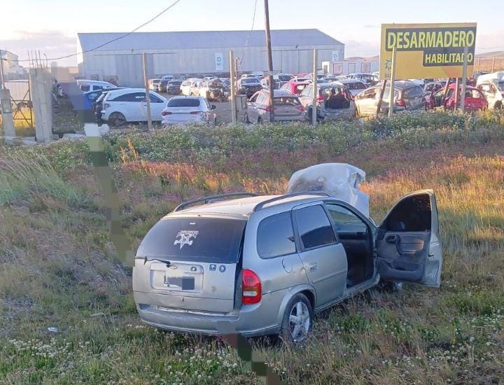 Perdió el control de su rodado y terminó aprehendido por portar una pistola de aire comprimido