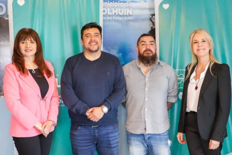 Más de 70 familias de Tolhuin podrán obtener la escritura de sus viviendas