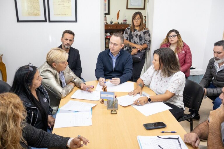 Los detalles del acuerdo salarial entre el Municipio de Río Grande y los gremios