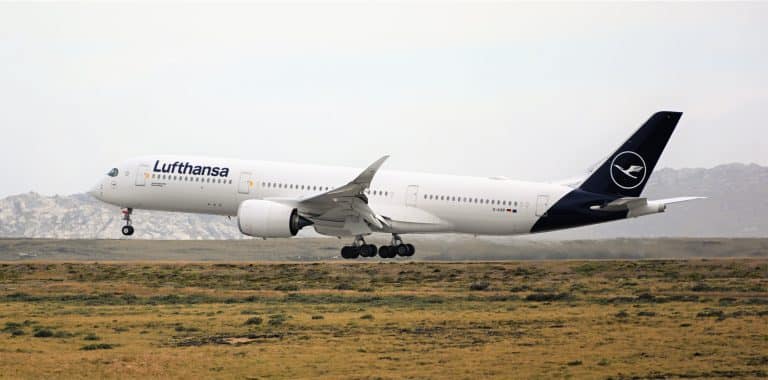 Piden información oficial sobre el vuelo chárter de Lufthansa a Malvinas