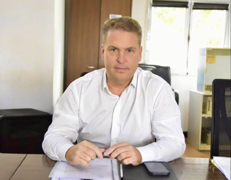 Von Der Thusen insiste con las Guardias Veterinarias