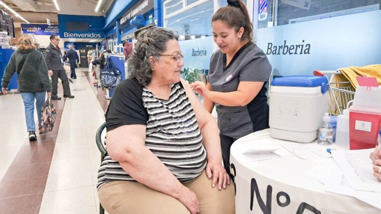 Salud aplicó más de 3 mil dosis de vacunas en una semana