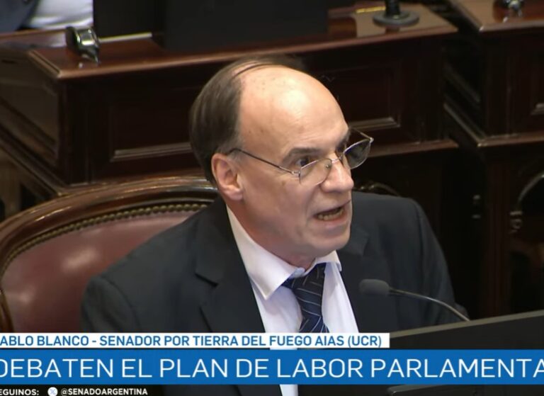 Blanco, sacado en el Senado: “El golpe institucional lo está haciendo el Gobierno Nacional”
