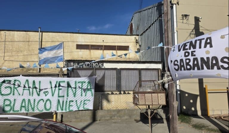 Blanco Nieve cerró sus puertas y 35 familias se quedan sin trabajo