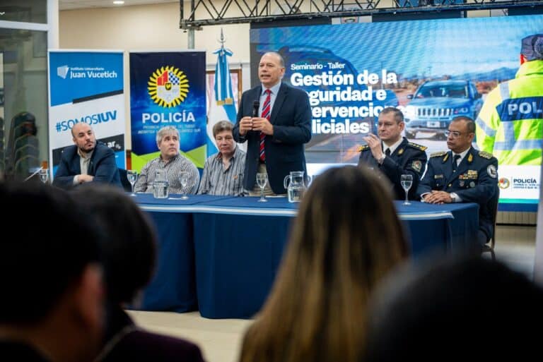 Canals: “Berni reconoció a la Policía de la provincia como una de las instituciones con mejor imagen en el país”