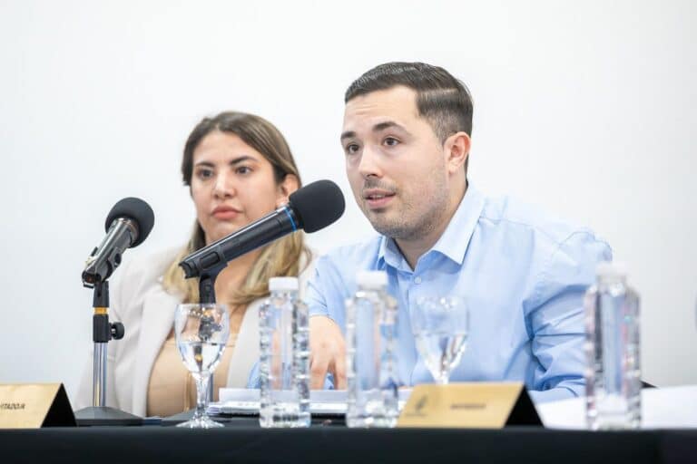 “Vamos a concentrarnos en garantizar plenamente los servicios esenciales”